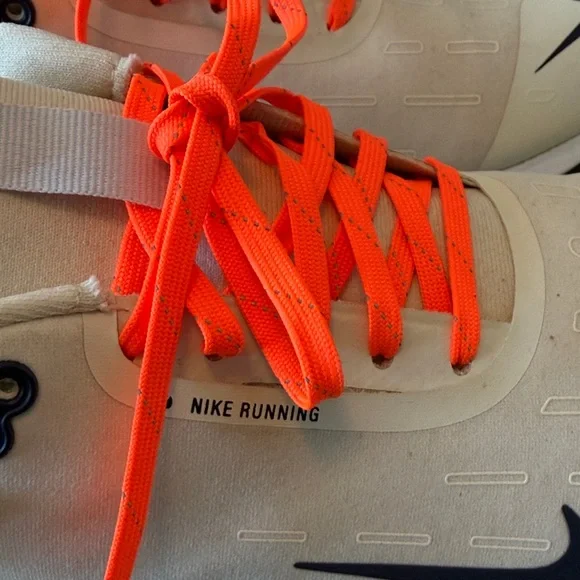 Nike Men’s White Sneakers with Neon Orange Laces - Picture 4 of 16